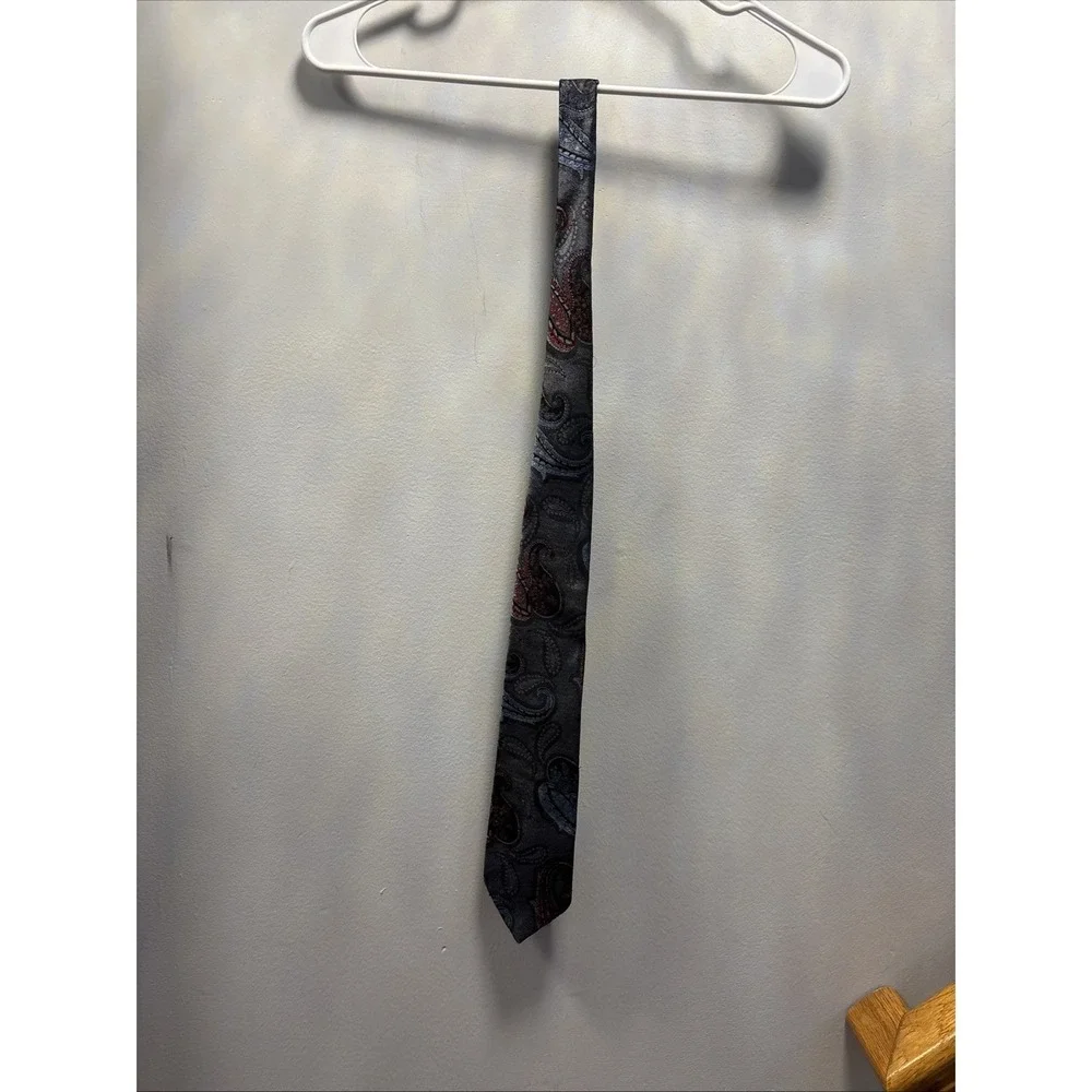 Vintage Oscar de la Renta SNeck Tie Mens Bold Red‎ Blue Pattern 56 Inches Wide 3